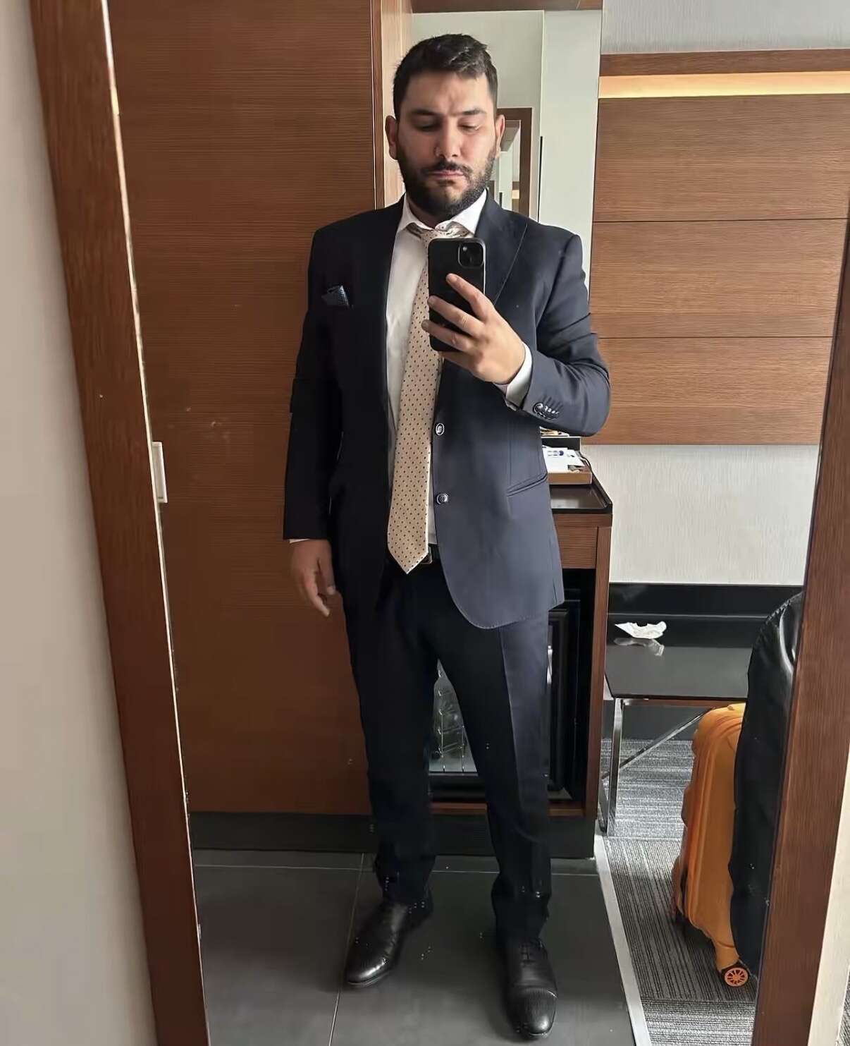 Yazar Murat Koparan’dan acı haber! Evinde vurulmuş halde ölü bulundu 7
